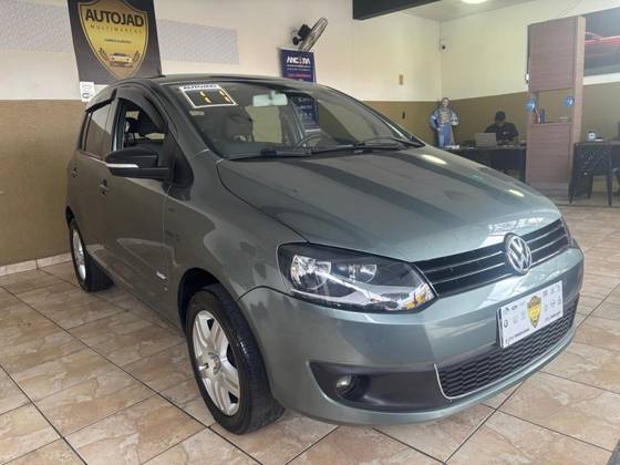 VOLKSWAGEN FOX 1.6 MI 8V FLEX 4P MANUAL VOLKSWAGEN FOX 1.6 MI 8V FLEX 4P MANUAL